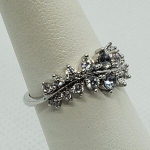 Fragrant Jewels Silver Ring